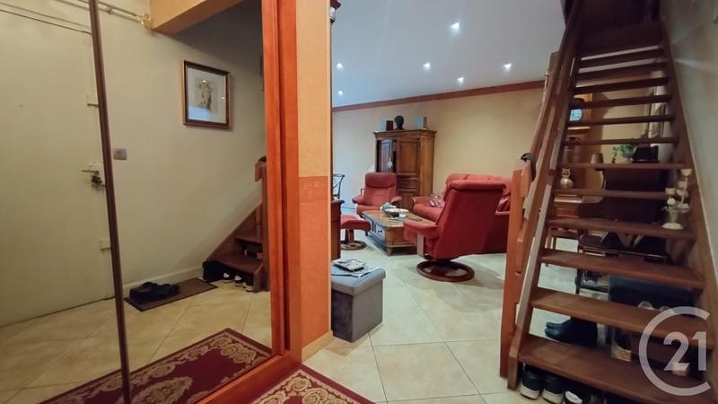 Appartement - 103 m² - 5 pièces