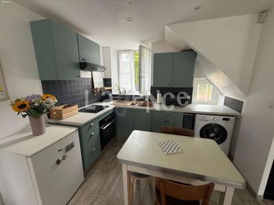 Maison de ville - 62 m² - 4 pièces