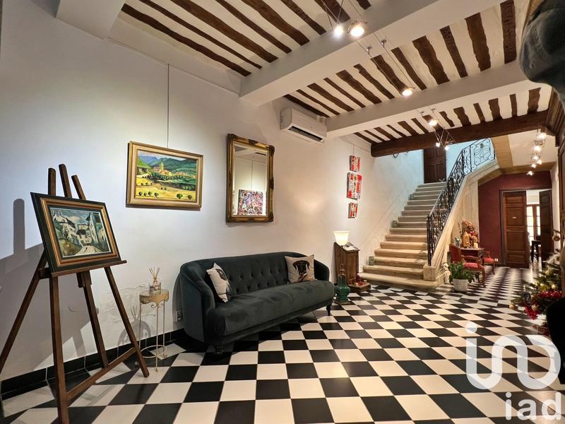 Maison - 400 m² - 10 pièces