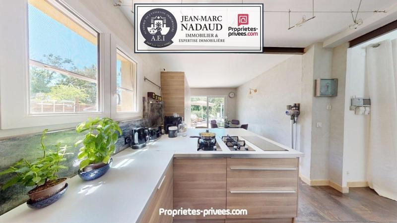 Maison - 140 m² - 5 pièces