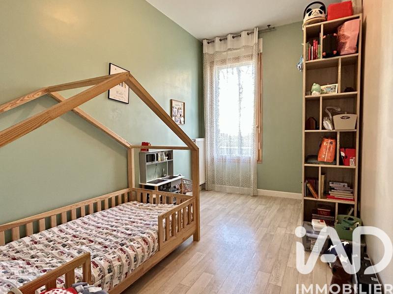 Appartement - 93 m² - 4 pièces