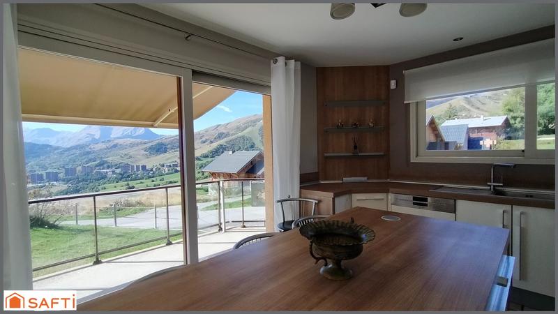 Maison - 161 m² - 6 pièces