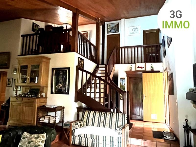 Maison - 144 m² - 6 pièces