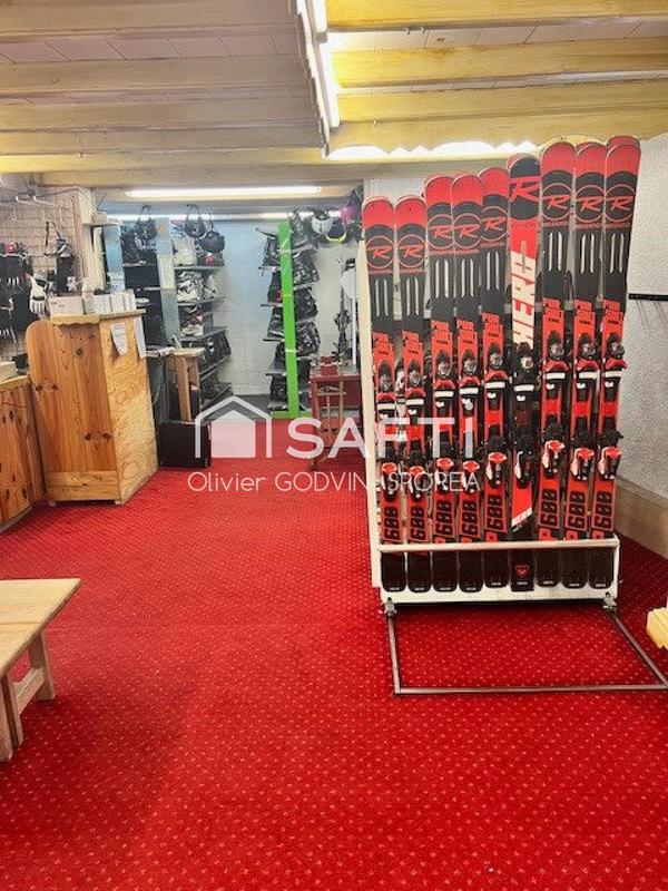 Local commercial - 67 m² - 2 pièces