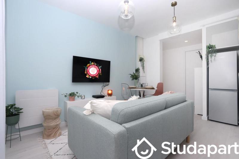 Chambre - 8 m² - 1 pièce