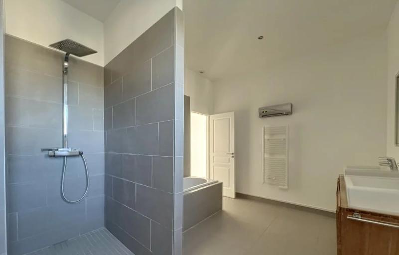 Maison de ville - 130 m² - 4 pièces