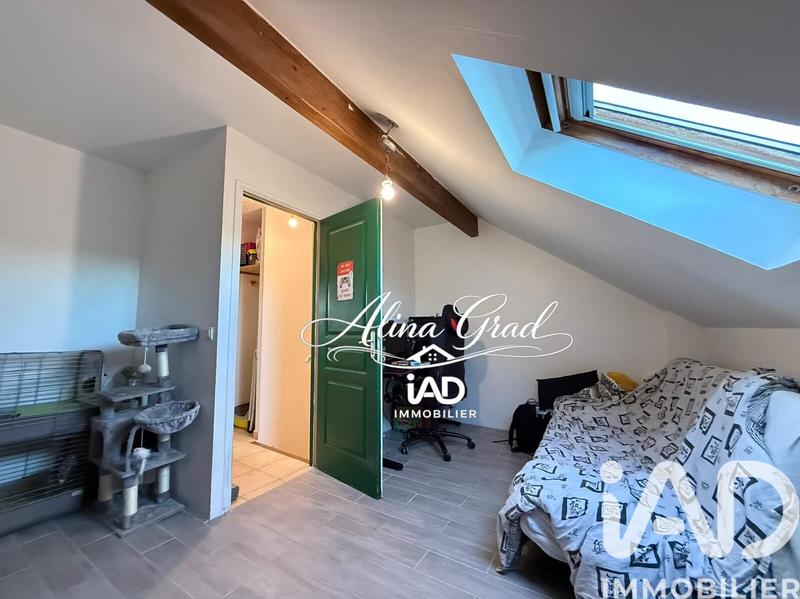 Appartement - 80 m² - 5 pièces