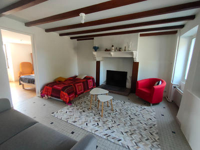 Maison - 80 m² - 5 pièces