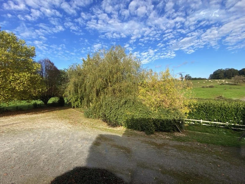 Maison - 650 m² - 20 pièces