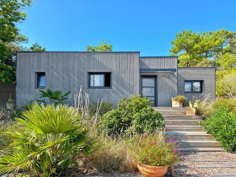 Maison - 160 m² - 5 pièces