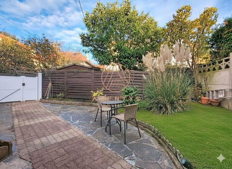 Maison - 105 m² - 5 pièces