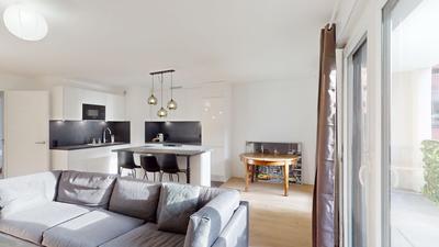 Appartement - 99 m² - 4 pièces