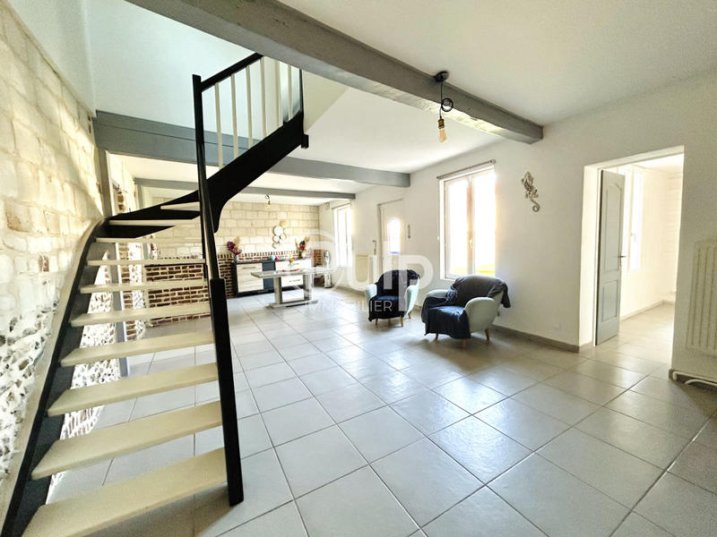 Maison - 98 m² - 4 pièces