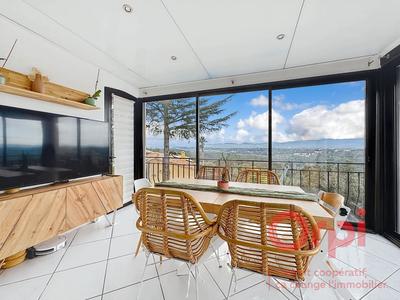 Maison - 146 m² - 8 pièces