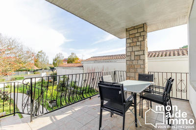 Maison - 98 m² - 4 pièces