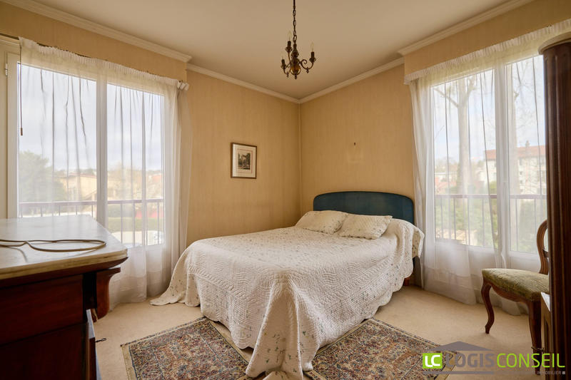 Appartement - 89 m² - 4 pièces