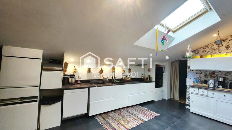 Maison - 154 m² - 7 pièces