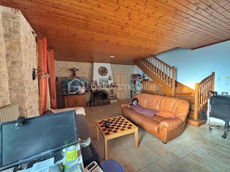 Maison - 270 m² - 10 pièces