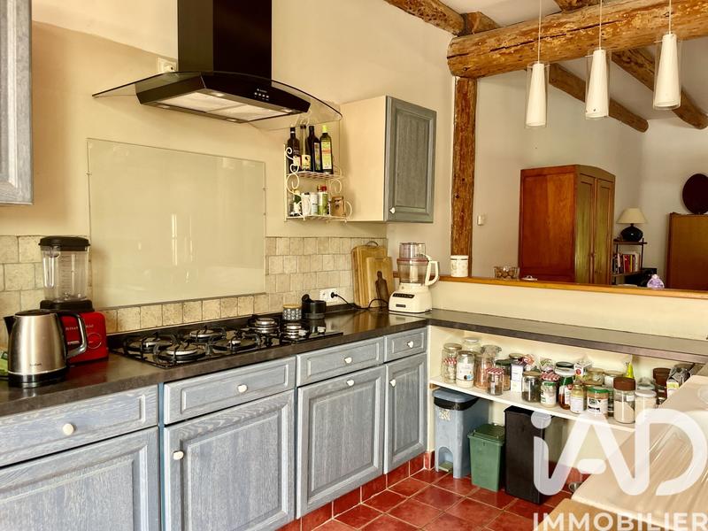 Maison - 470 m² - 11 pièces