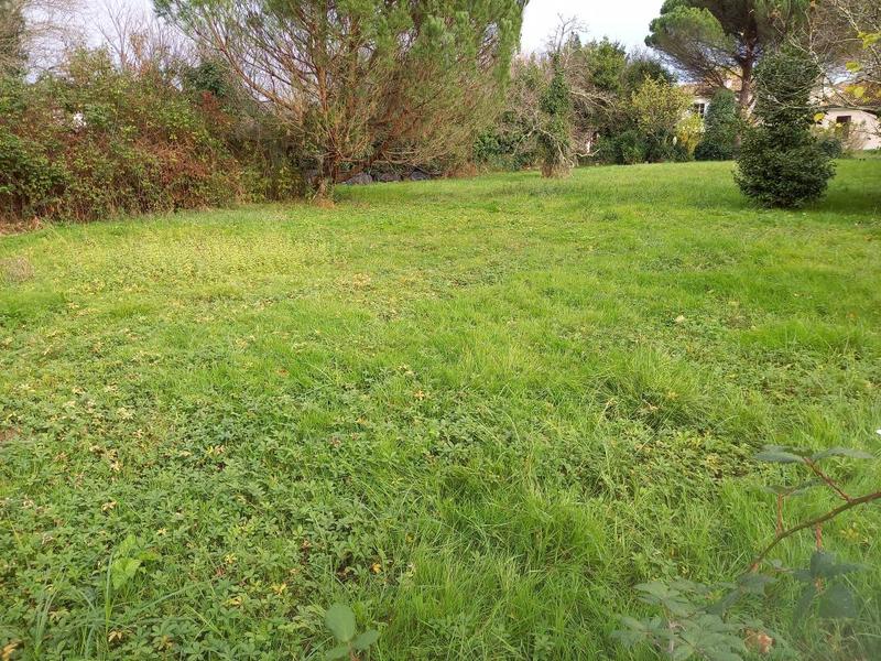 Terrain constructible - 500 m²