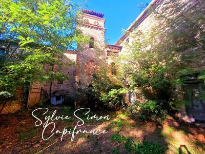 Propriété - 106 m² - 5 pièces