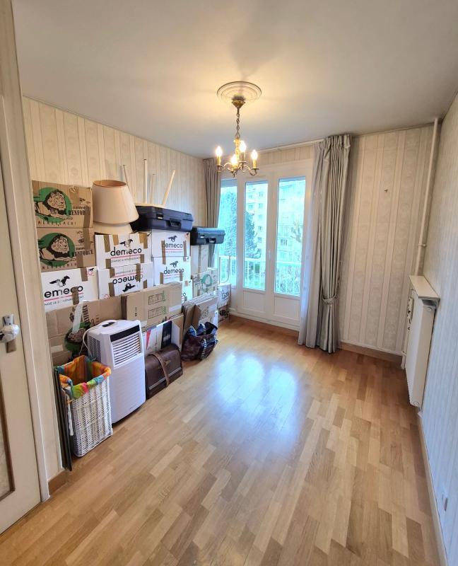 Appartement - 79 m² - 4 pièces