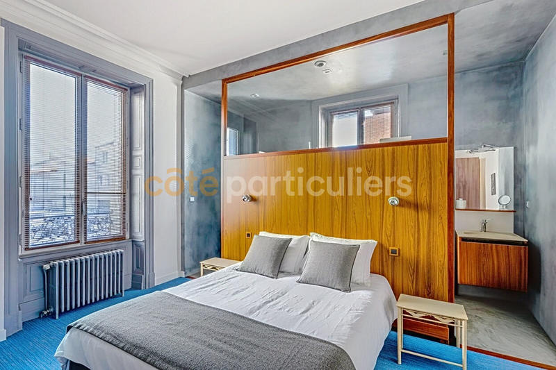 Maison - 378 m² - 14 pièces