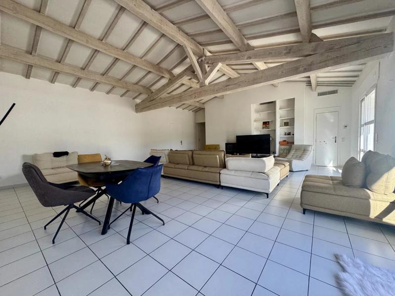 Villa - 185 m² - 5 pièces