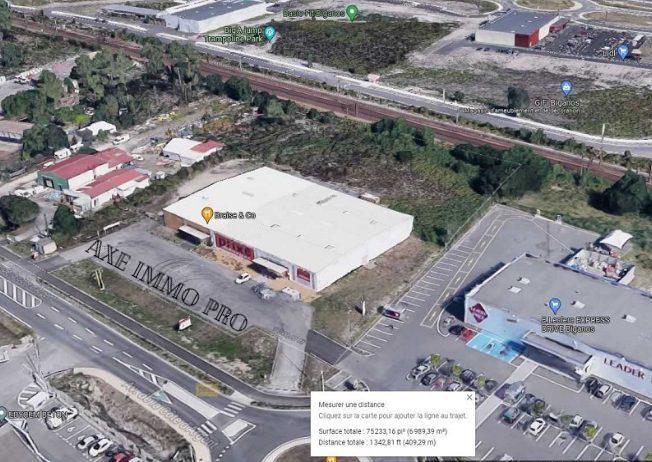 Local commercial - 2 000 m² - 5 pièces