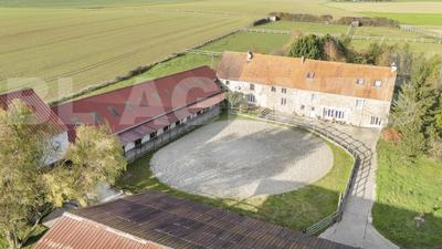 Maison de domaine équestre - 220 m² - 9 pièces