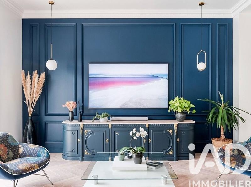 Maison - 320 m² - 9 pièces