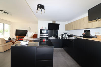 Appartement - 101 m² - 4 pièces