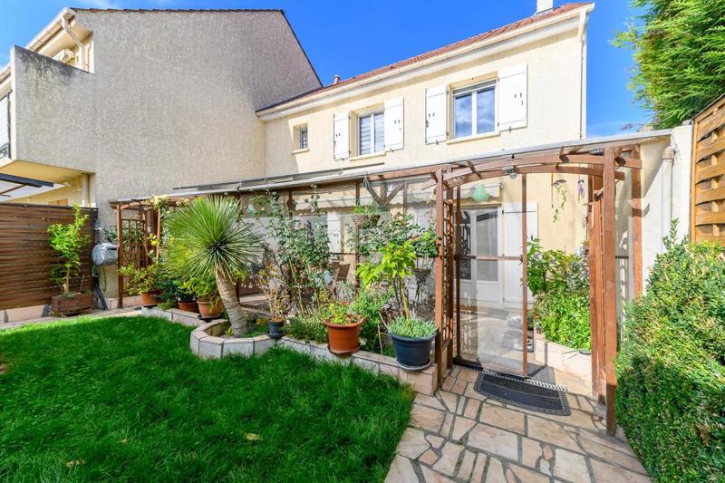 Maison - 86 m² - 5 pièces