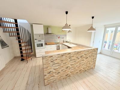 Maison - 74 m² - 3 pièces