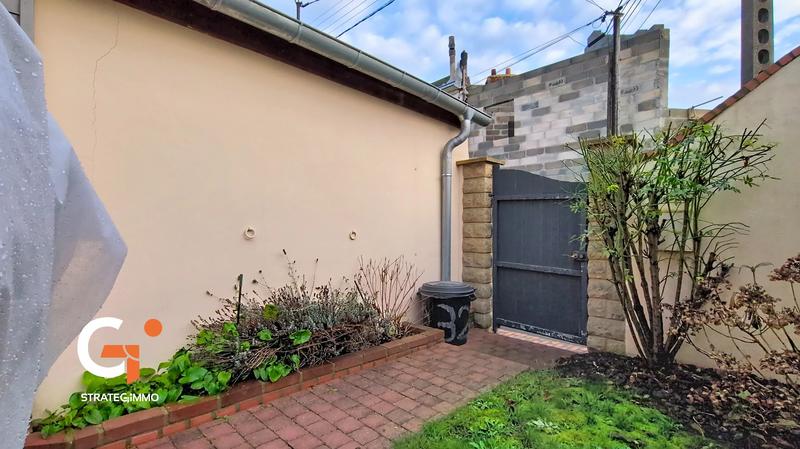 Maison - 80 m² - 5 pièces