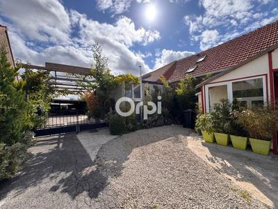 Maison - 338 m² - 6 pièces