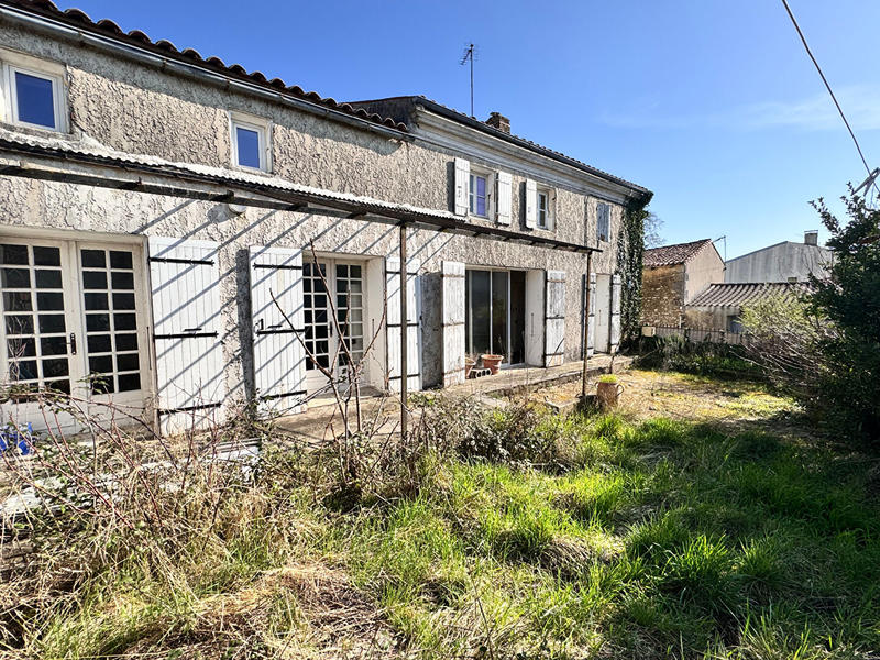 Maison - 143 m² - 6 pièces