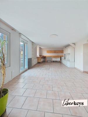 Maison - 131 m² - 6 pièces