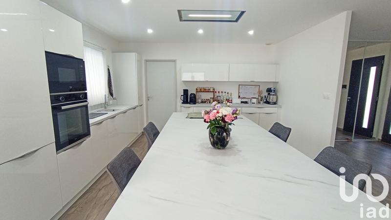 Maison - 104 m² - 4 pièces