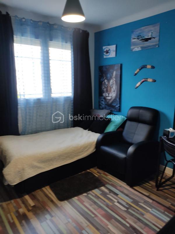 Villa - 100 m² - 5 pièces