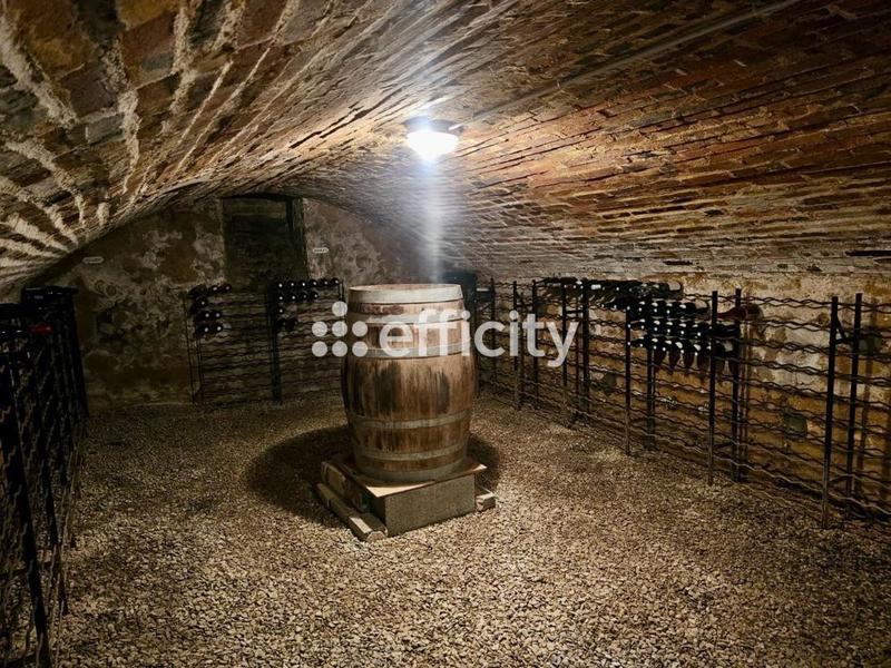 Immeuble - 304 m² - 10 pièces