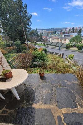 Maison jumelée - 90 m² - 5 pièces