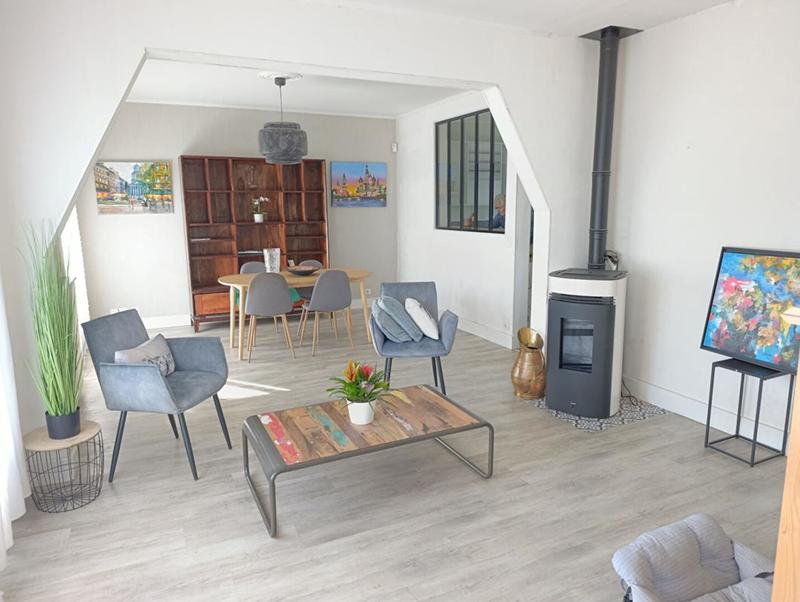 Maison - 92 m² - 4 pièces