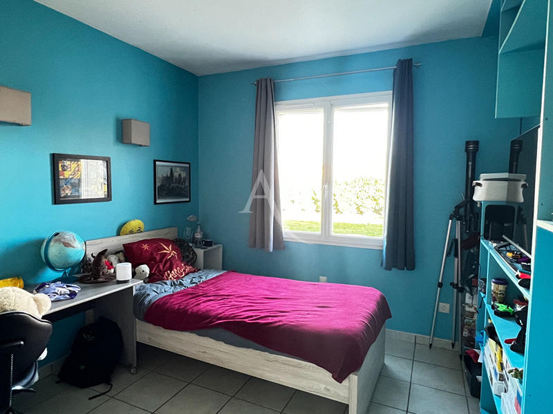 Maison - 93 m² - 5 pièces
