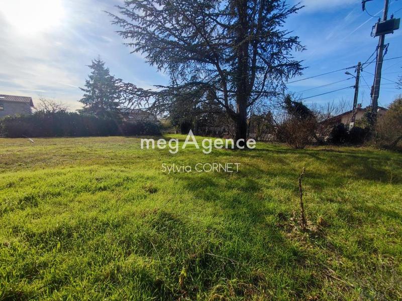 Terrain constructible - 760 m²