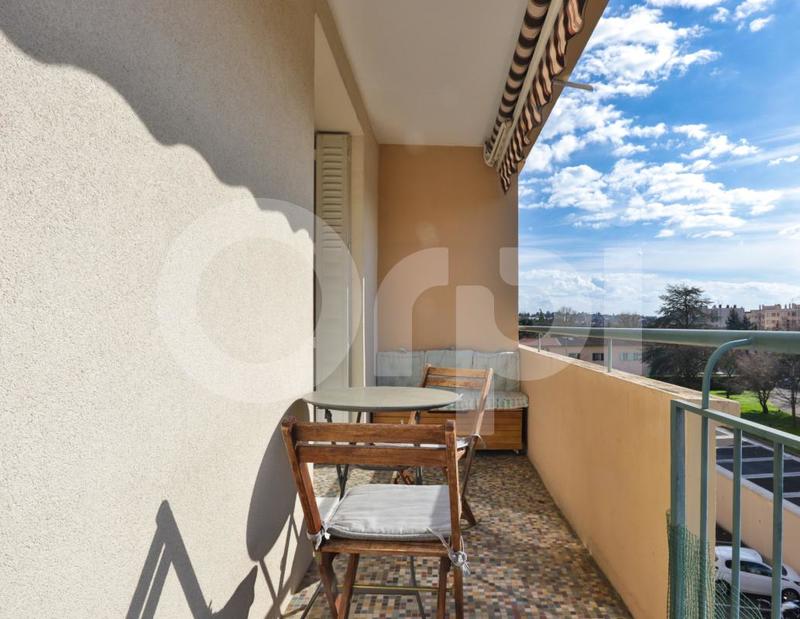 Appartement - 83 m² - 4 pièces