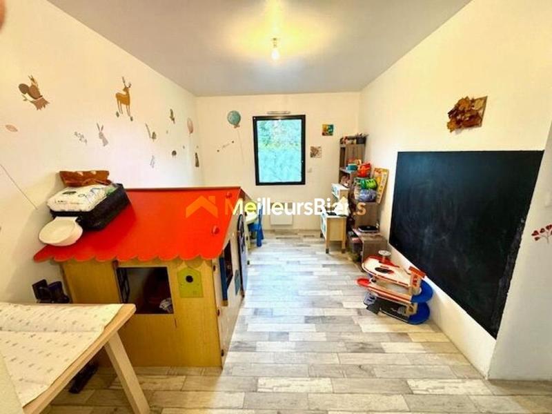 Maison - 117 m² - 6 pièces