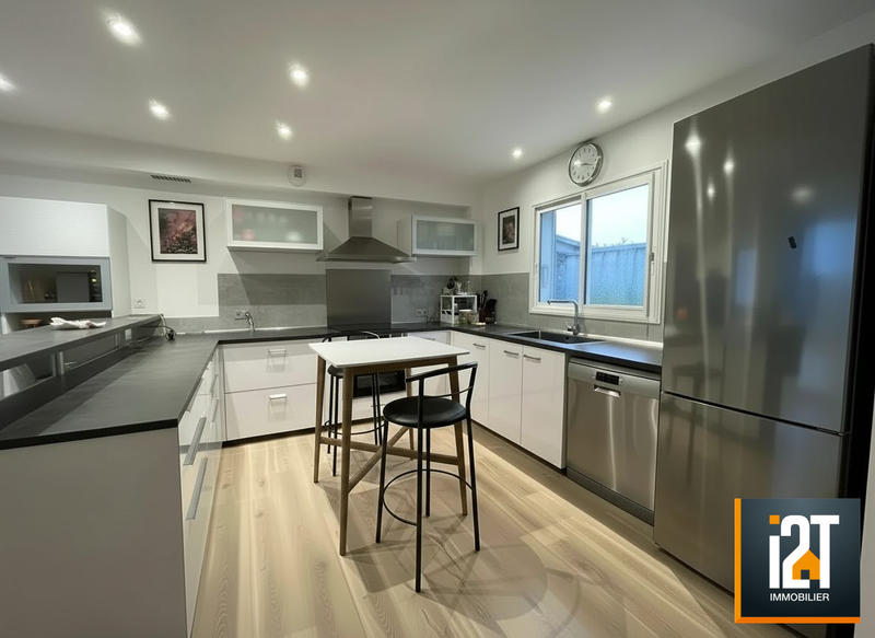 Villa - 93 m² - 4 pièces