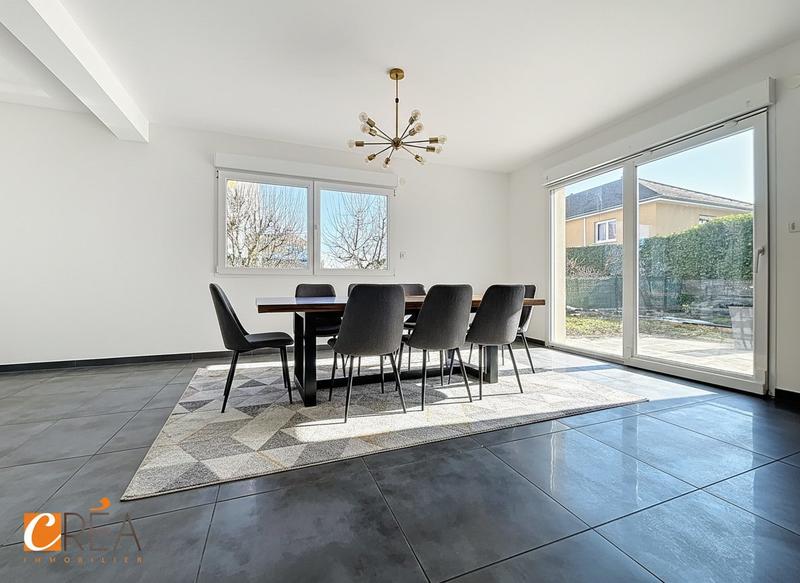 Maison - 110 m² - 5 pièces