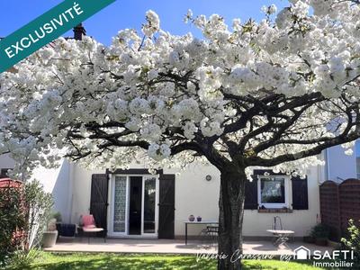 Maison - 90 m² - 5 pièces